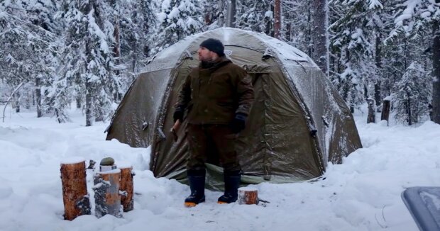 Screenshot: YouTube / Forest Film: Camping | Hot Tent | Hiking